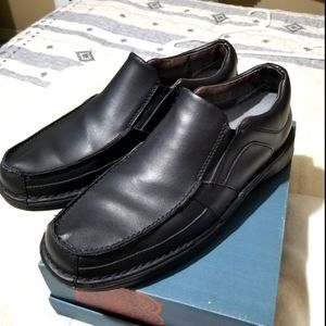 Mens dress shoes